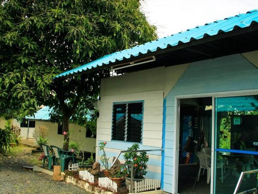 P.California Inter Hostel Nang Rong Exterior photo