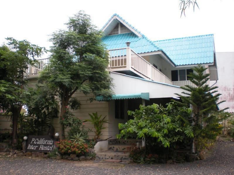 P.California Inter Hostel Nang Rong Exterior photo
